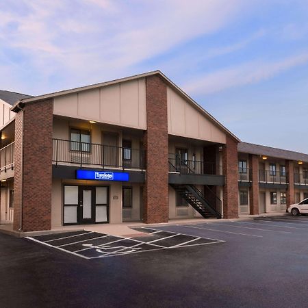 Travelodge By Wyndham Wellington Екстер'єр фото
